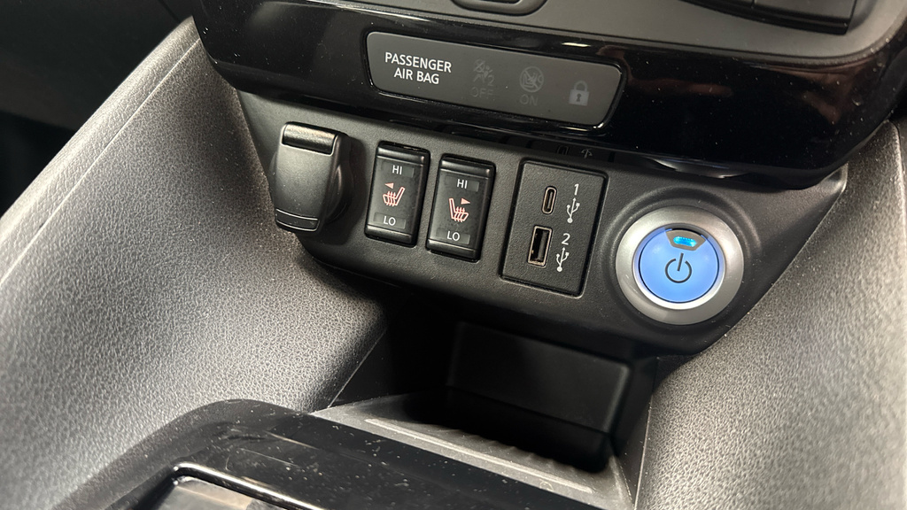 Nissan Leaf 40Kwh N-connecta Grey #25