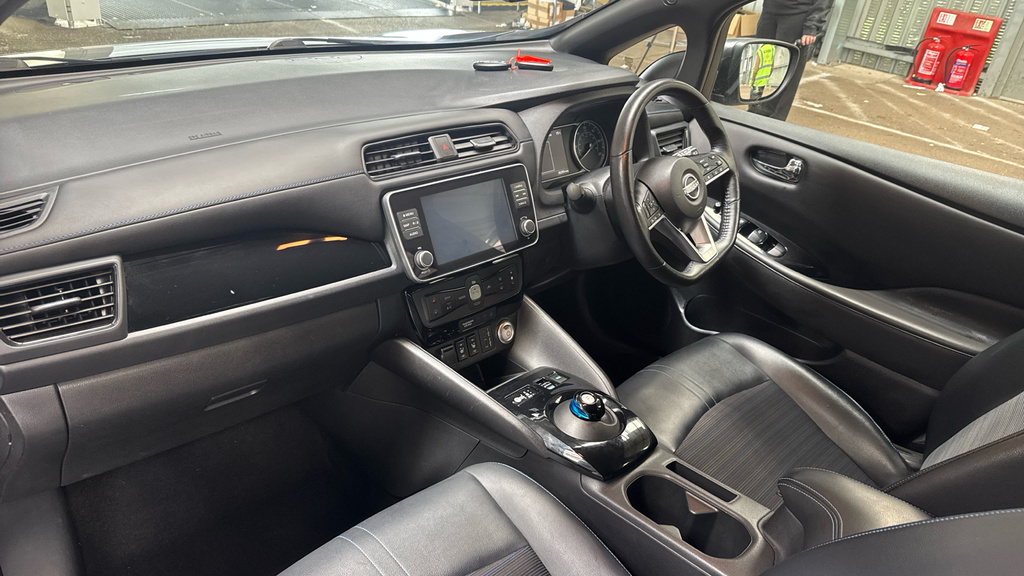 Nissan Leaf 40Kwh N-connecta Grey #10