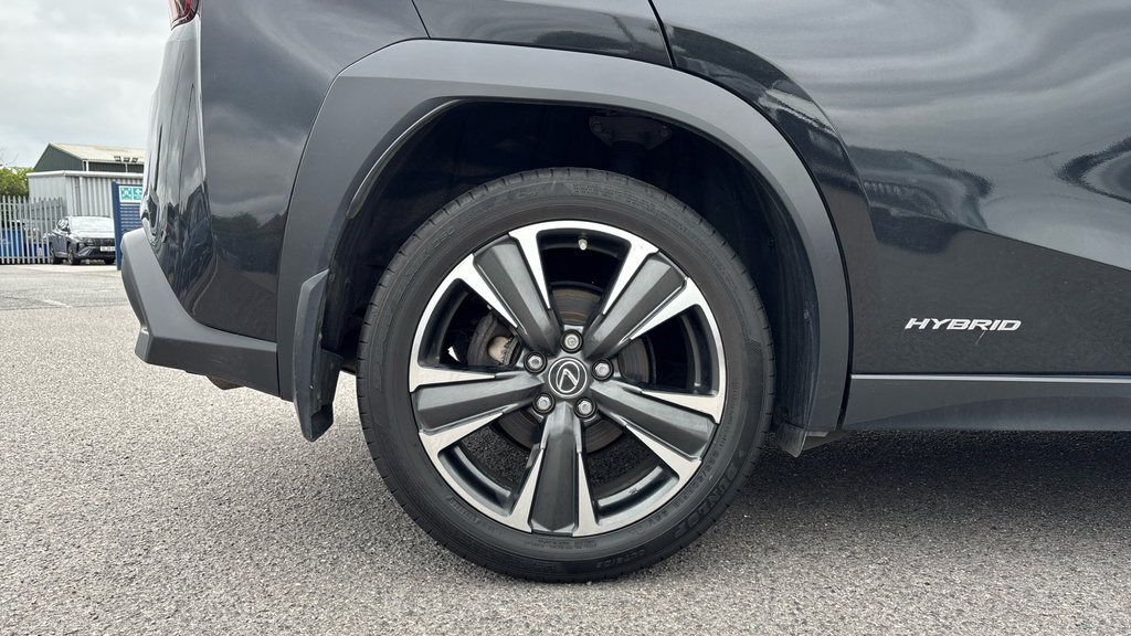 Lexus UX 2L Silver #19