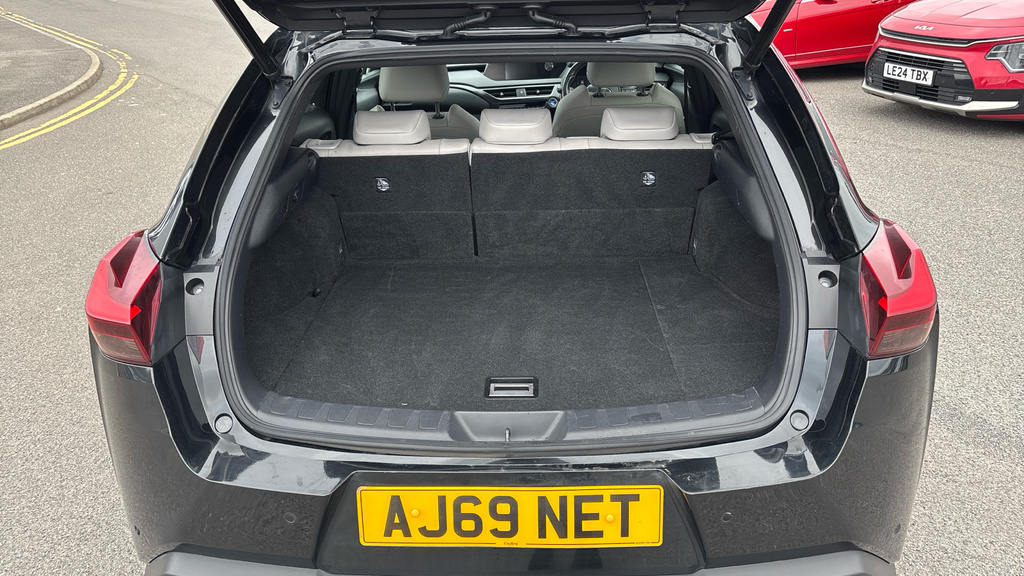 Lexus UX 2L Silver #15