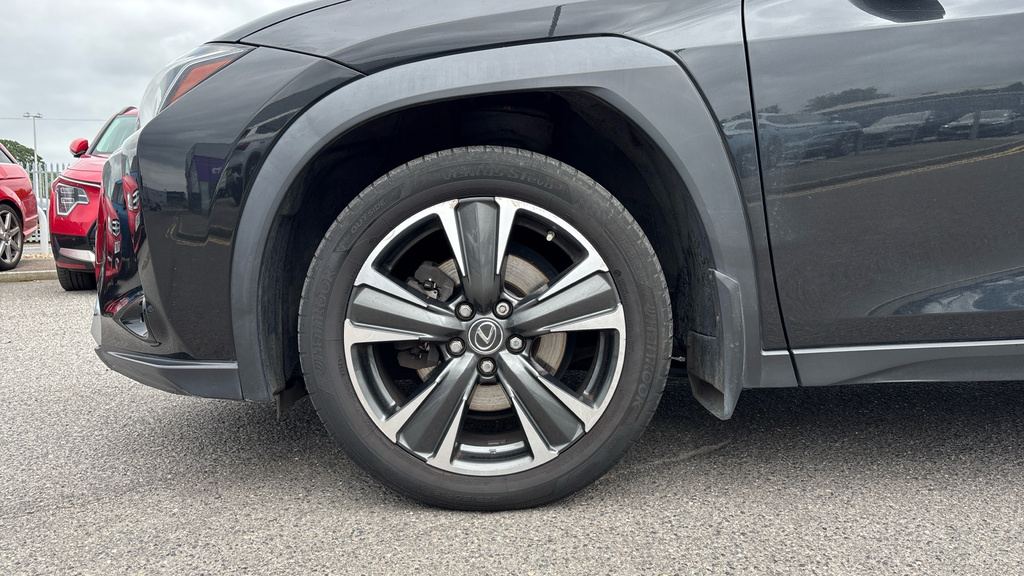 Lexus UX 2L Silver #17