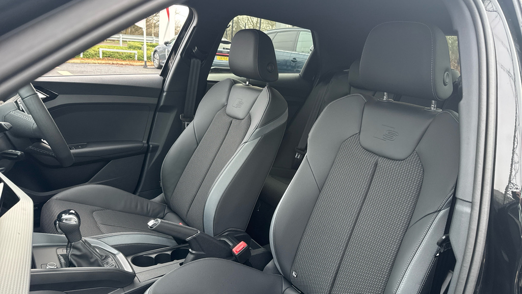 Audi A1 30 Tfsi Black Edition Tech Pack White #24