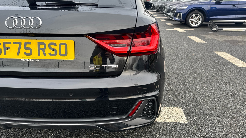 Audi A1 30 Tfsi Black Edition Tech Pack White #37