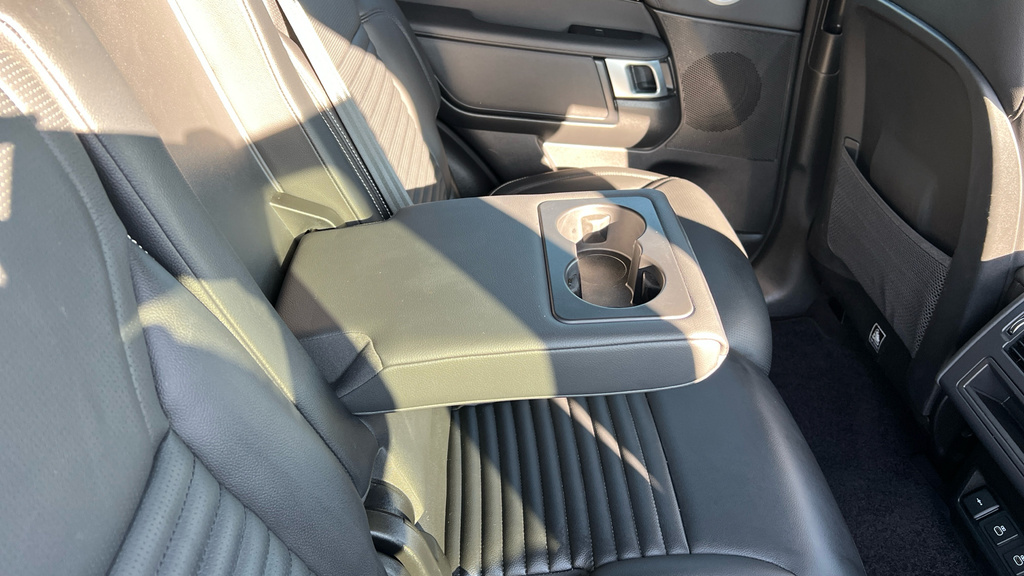 Land Rover Discovery Suv Grey #38