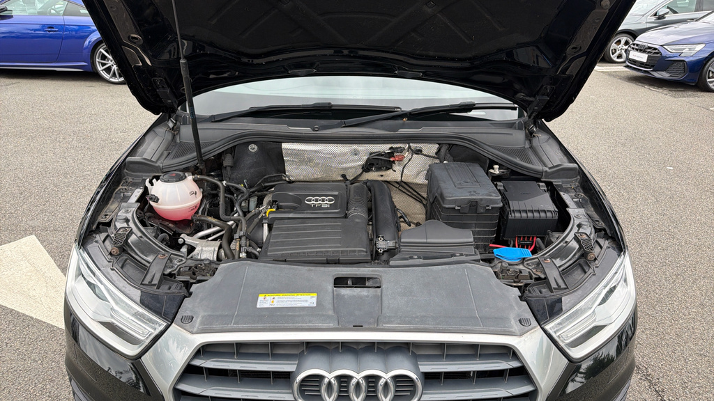 Audi Q3  Grey #16