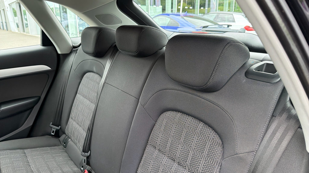 Audi Q3  Grey #14