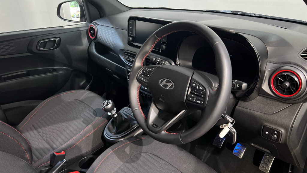 Hyundai I10 Premium Yellow #9