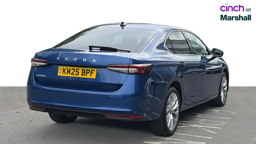 Skoda Superb 1.5 Tsi E-tec Se Technology Dsg Black #3