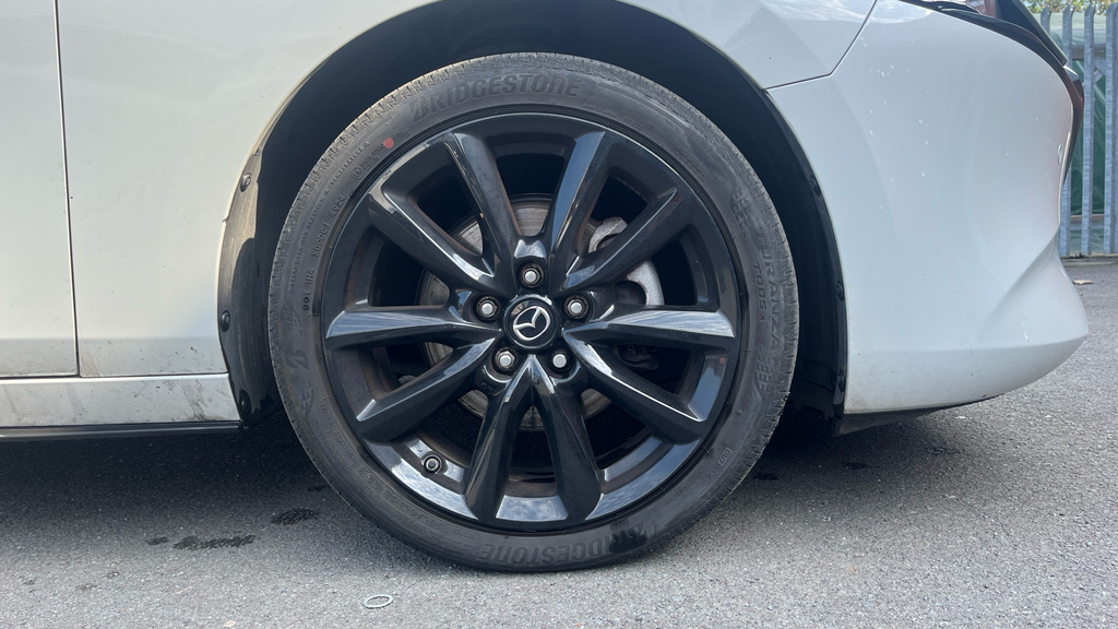 Mazda 3 2.5 E-skyactiv G Mhev 140 Homura Hatchb Grey #20