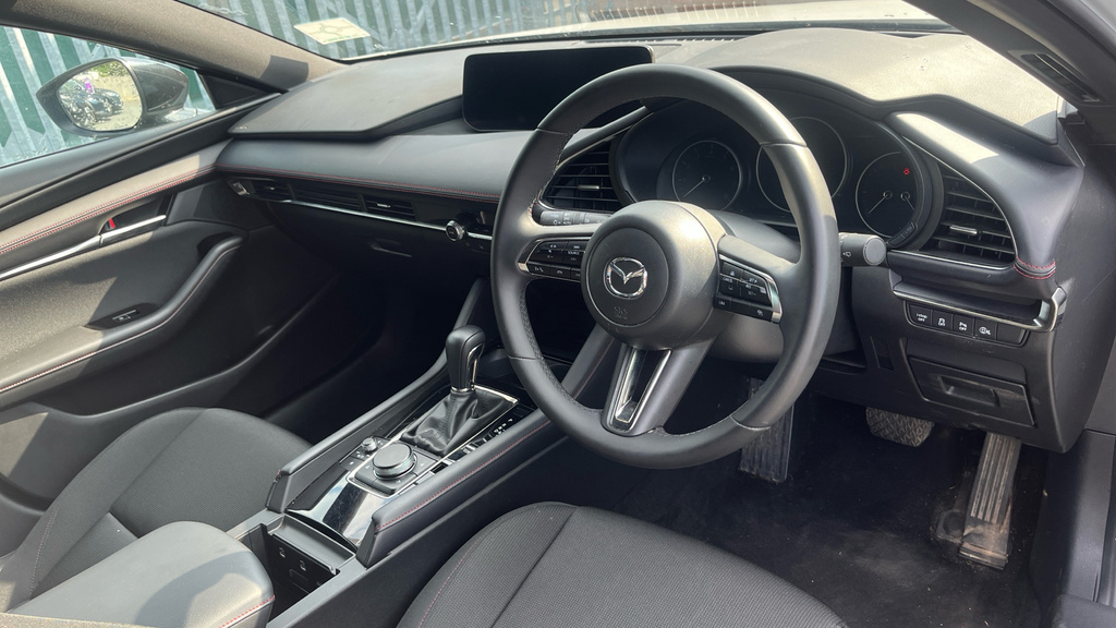 Mazda 3 2.5 E-skyactiv G Mhev 140 Homura Hatchb Grey #9