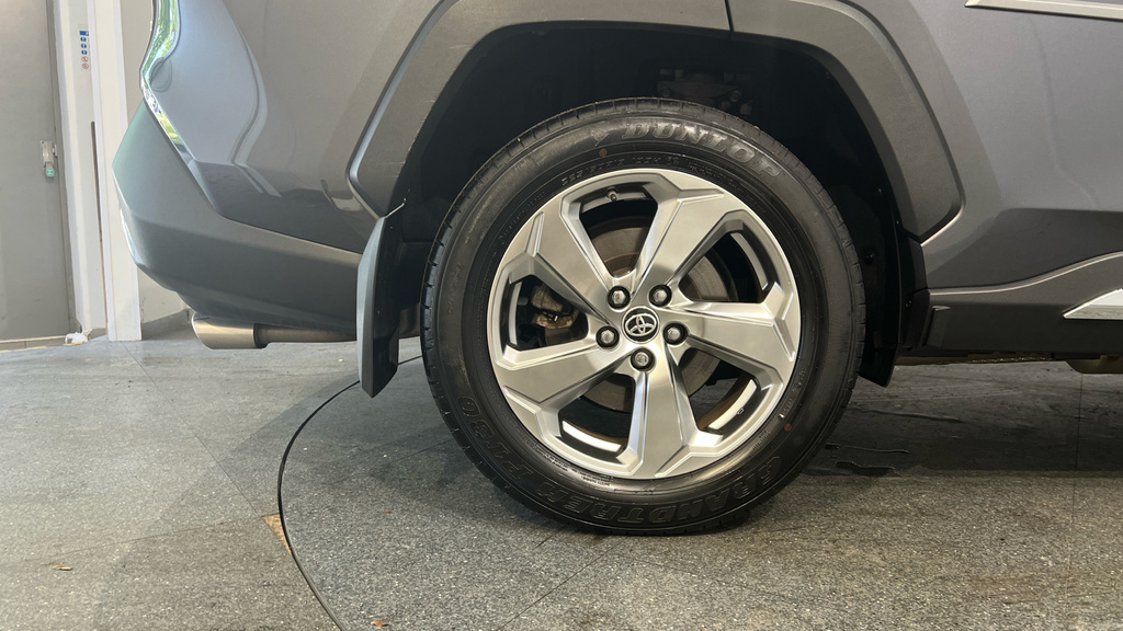 Toyota Rav 4 Dynamic White #20