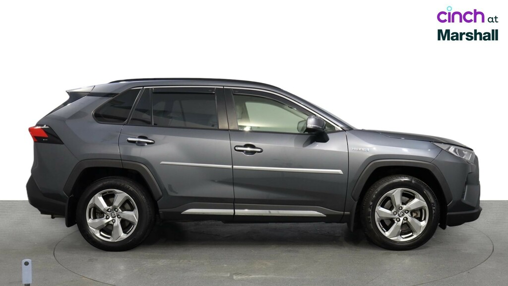 Toyota Rav 4 Dynamic White #2