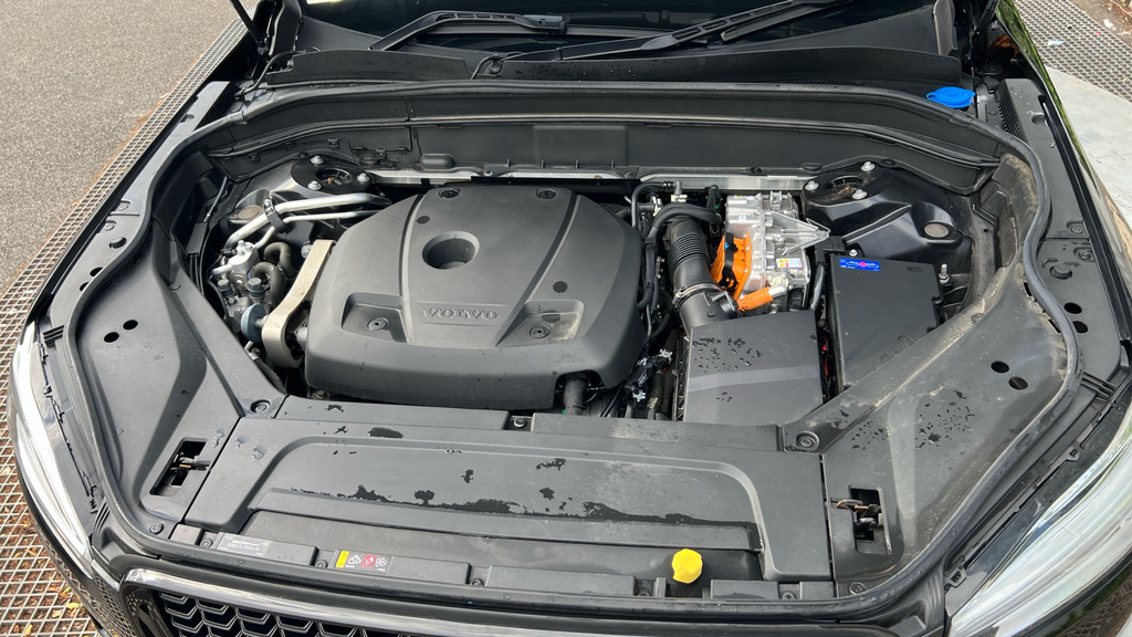 Volvo XC90 Ultimate Black #20