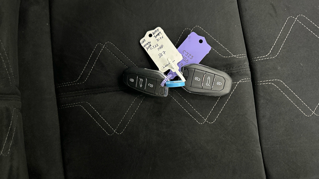 DS DS 7 Bluehdi Performance Line Ss Eat8 Blue #31