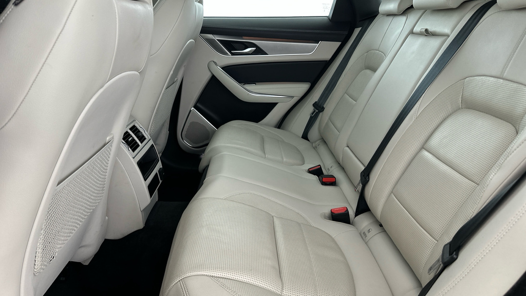 Jaguar F-Pace 3.0 D300 Sport Awd Black #23