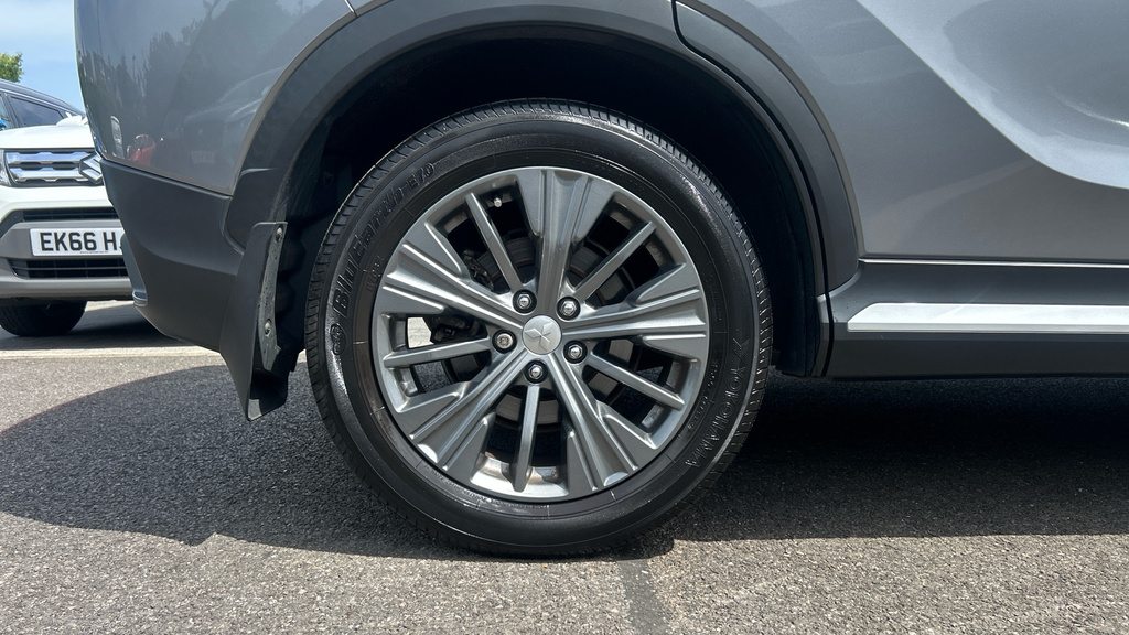 Mitsubishi Eclipse Cross 1.5 Dynamic Black #33