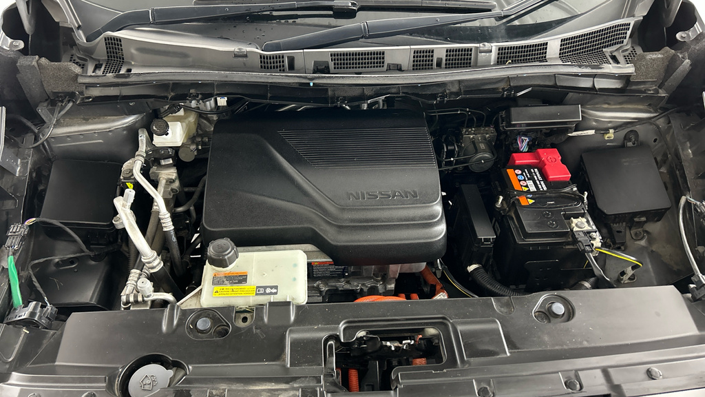 Nissan Leaf Hatchback Grey #23