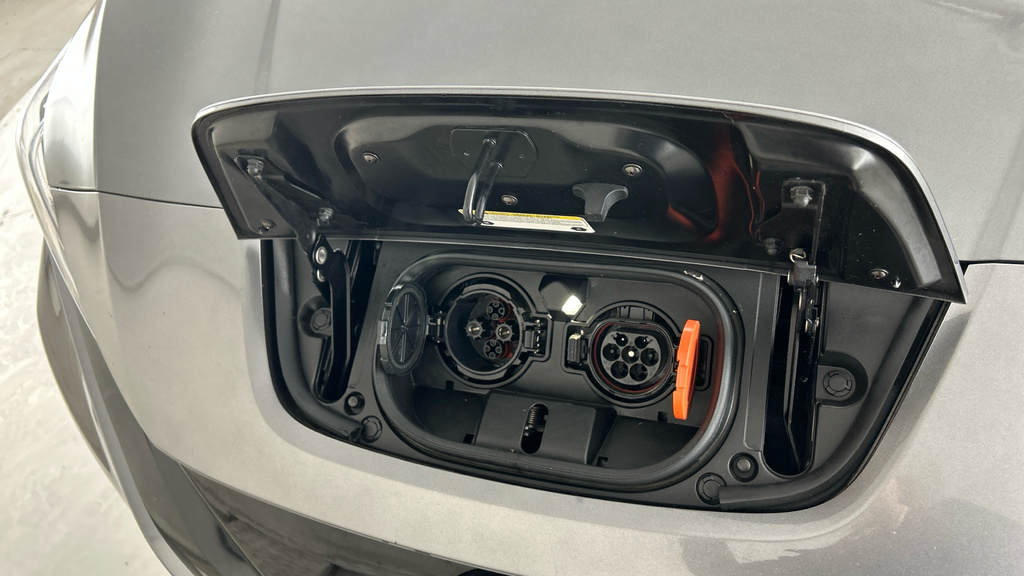 Nissan Leaf Hatchback Grey #28