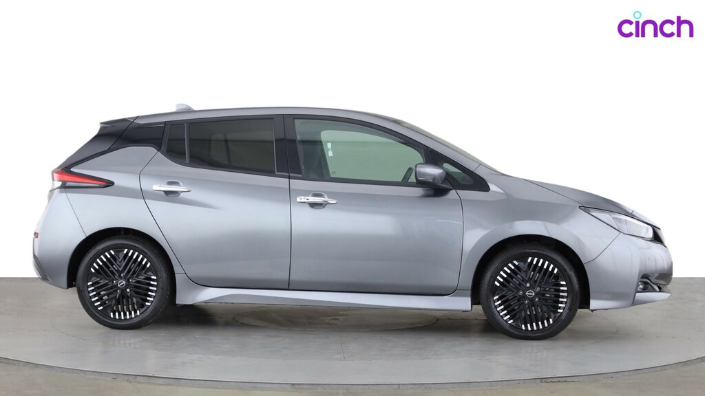 Nissan Leaf Hatchback Grey #2
