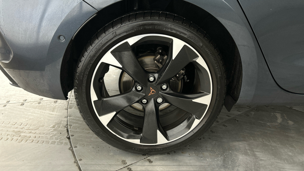 Cupra Leon Leon Vz2 Design Edition Phev Sa Grey #27