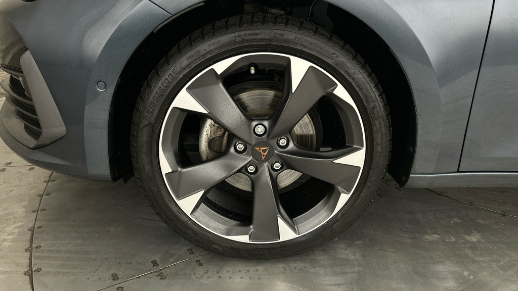 Cupra Leon Leon Vz2 Design Edition Phev Sa Grey #25