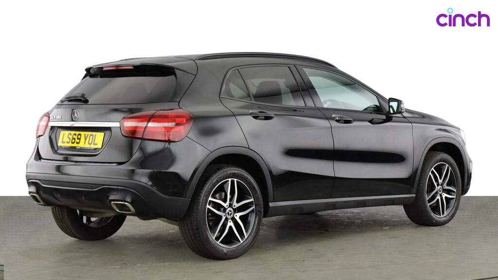Mercedes-Benz GLA Class Amg Line Silver #3