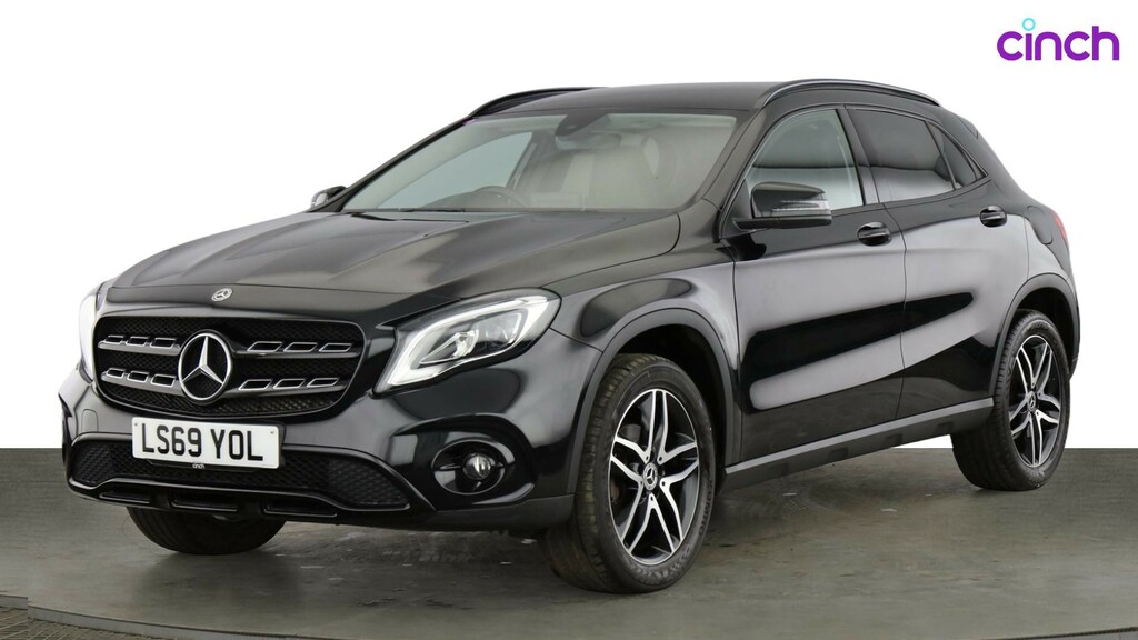Mercedes-Benz GLA Class Amg Line Silver #7