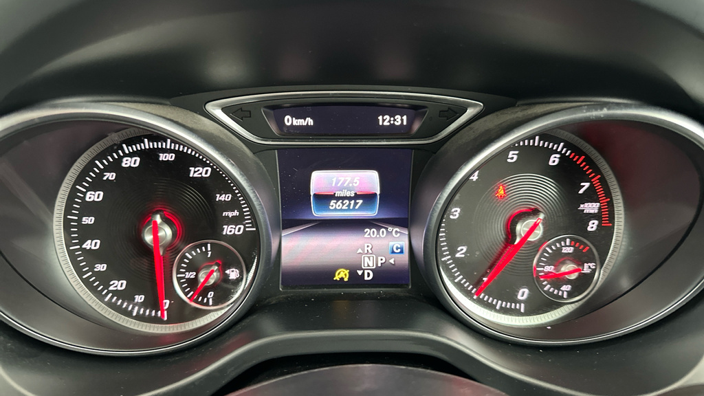 Mercedes-Benz GLA Class Amg Line Silver #18