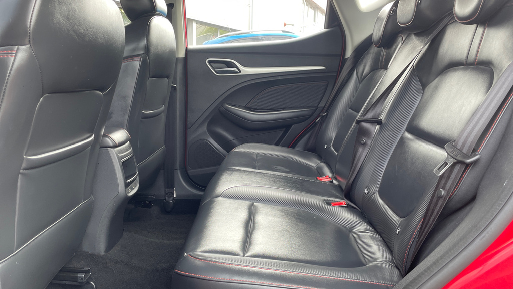 MG ZS Exclusive Blue #27