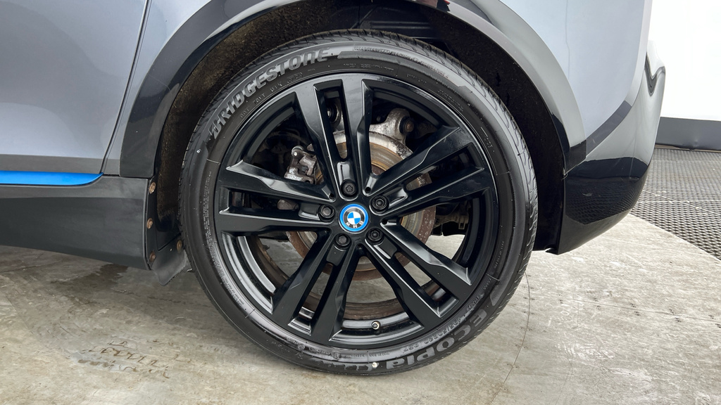 BMW i3 I3s White #26