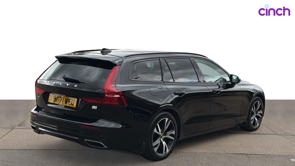 Volvo V60 R Design Black #3