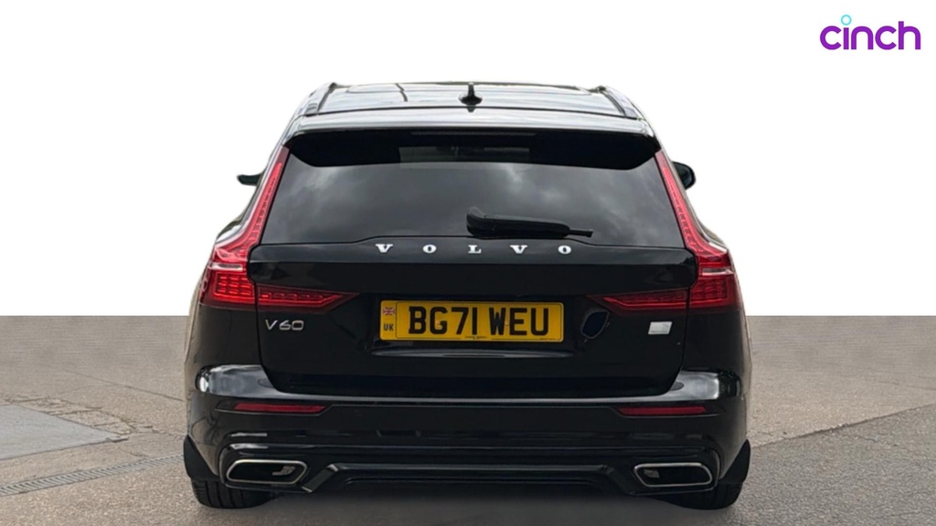 Volvo V60 R Design Black #4