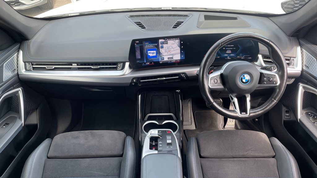BMW iX1 Suv Blue #16