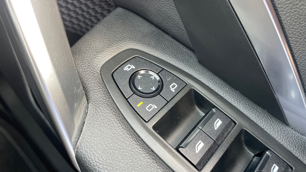 BMW iX1 Suv Blue #18