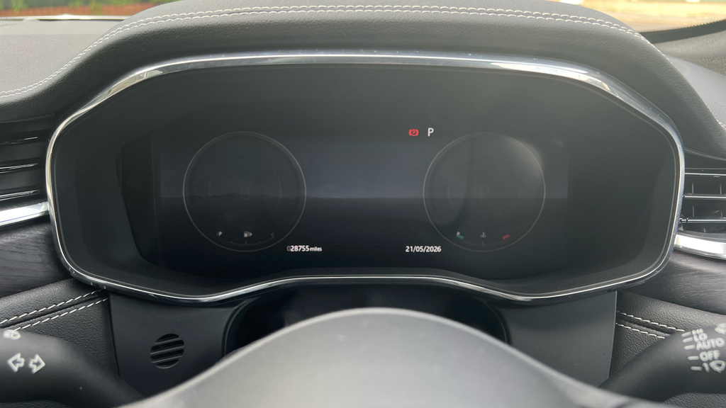 Jaguar F-Pace D200 Awd R-dynamic Se Black  #21