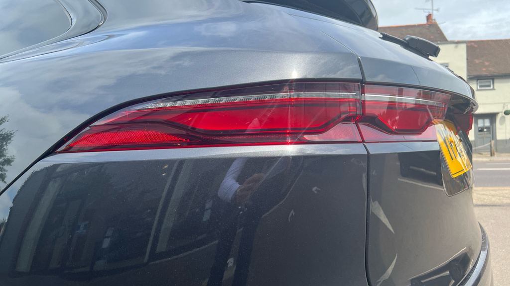 Jaguar F-Pace D200 Awd R-dynamic Se Black  #38