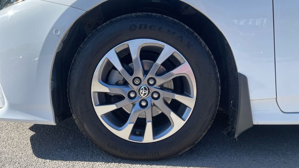 Toyota Prius Phev Excel Grey #31
