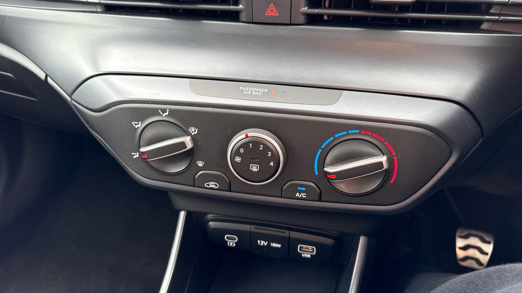 Hyundai Bayon Premium Grey #16