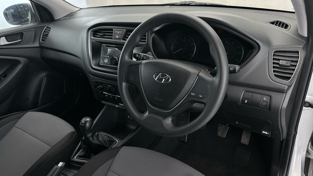 Hyundai I20 Se Grey #9