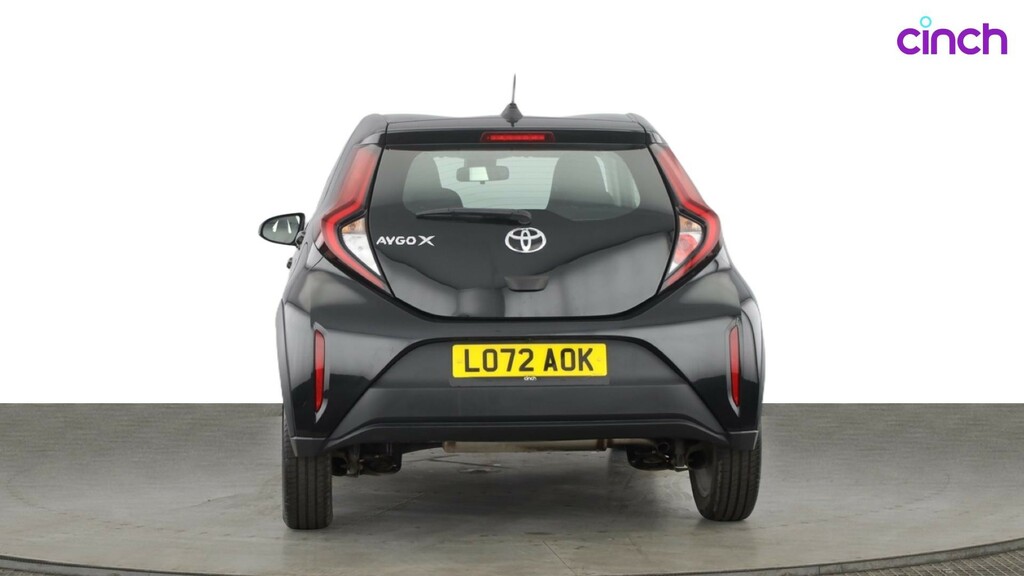 Toyota Aygo X 1.0 Vvt-i Pure Black #4