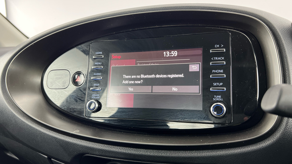 Toyota Aygo X 1.0 Vvt-i Pure Black #18