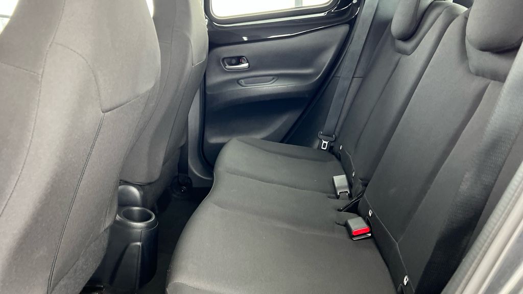 Toyota Aygo X 1.0 Vvt-i Pure Black #21