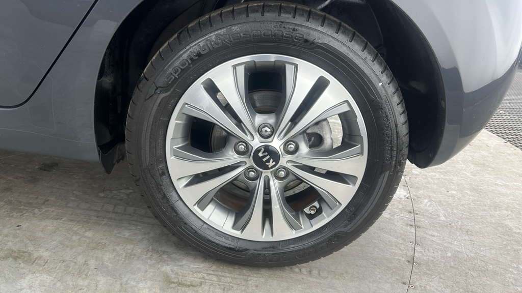 Kia Venga 1.6 2 6 Silver #20