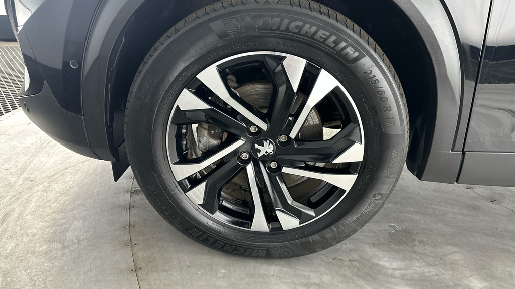 Peugeot e-2008 2008 Gt Premium Ev Black #26