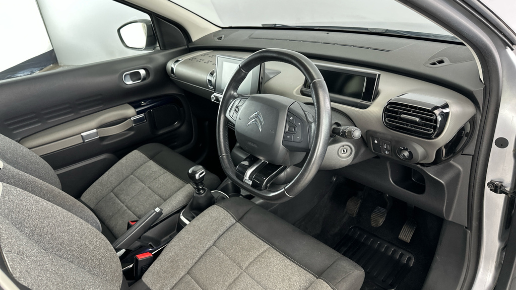 Citroen C4 Cactus Citron C4 Cactus 1.2 Puretech Gpf Flair Hatchback Black #8