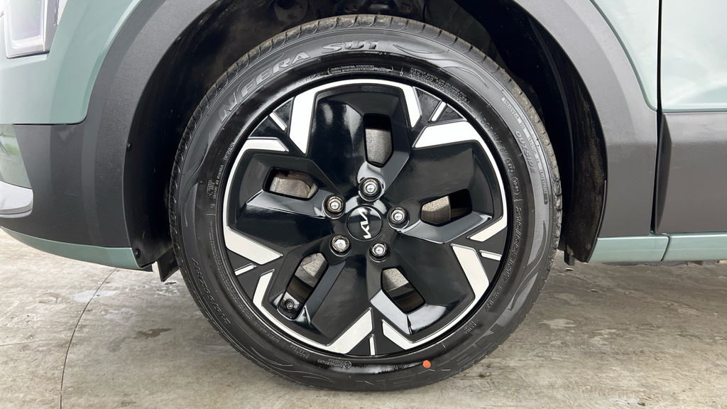 Kia e-Niro 64.8Kwh 3 White #27
