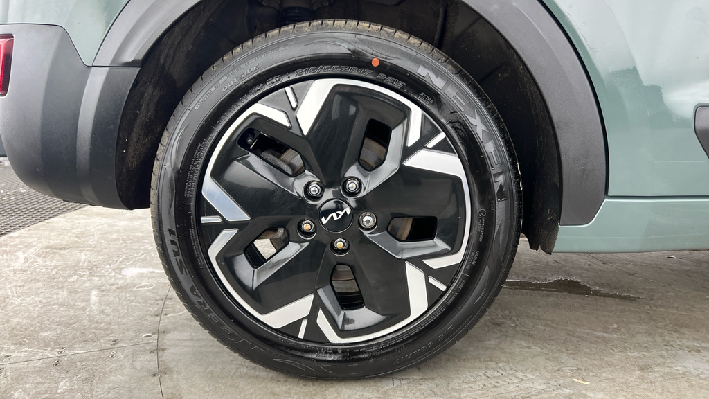 Kia e-Niro 64.8Kwh 3 White #29