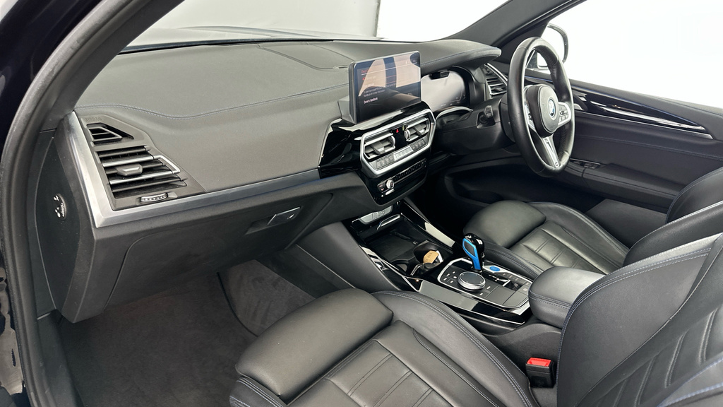 BMW iX3 M Sport White #11