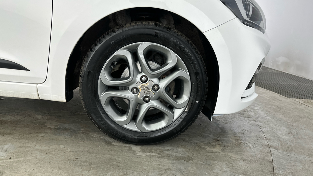 Hyundai I20 White #24