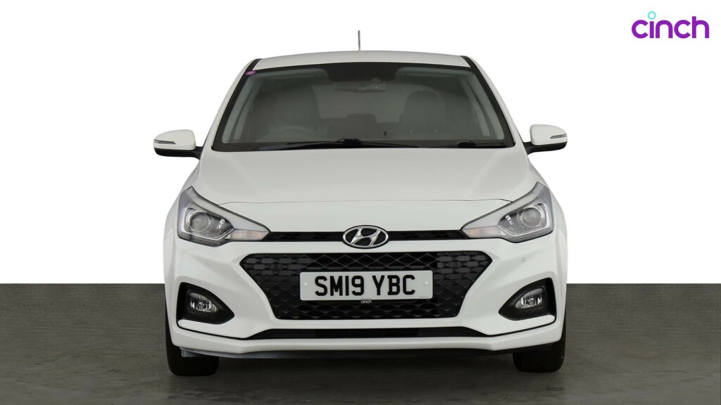 Hyundai I20 White #8